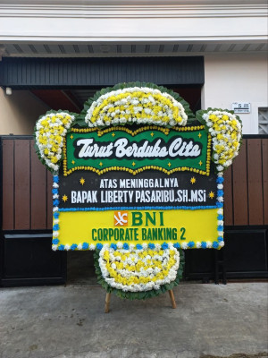 Papan Bunga Duka di Pagaden Barat