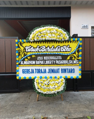 Papan Bunga Duka di Pagaden Barat