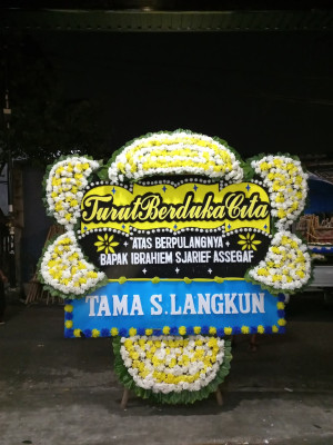 Papan Bunga Duka di Pagaden Barat